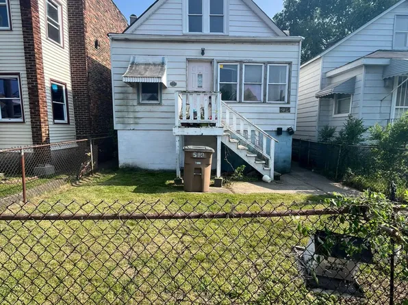 519 W 144th St, East Chicago, IN 46312