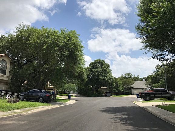 4th image of 13010 Beacon Park Dr
