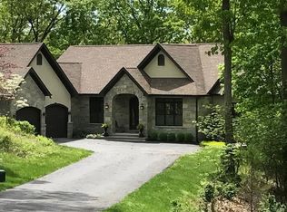 1275 Diamond Valley Dr, High Ridge, MO 63049