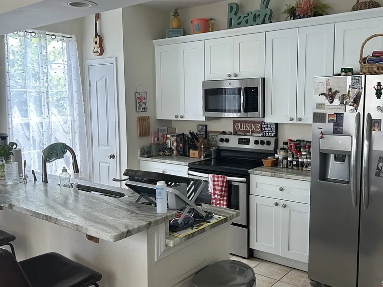 1824 Kensal Green Dr — Photo 5