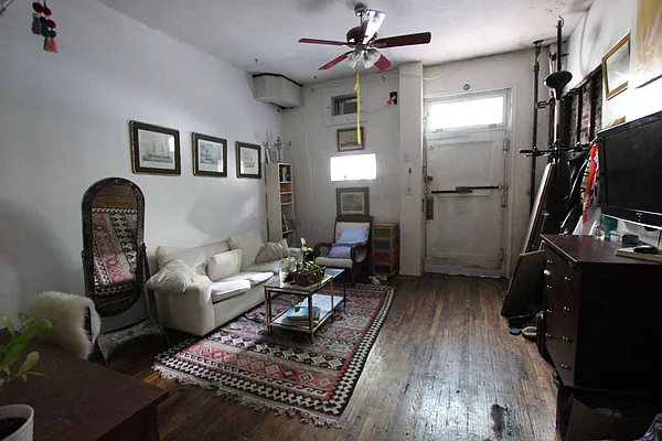 Rented by Bedford 6 Real Estate | media 8