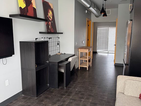 4th image of 4405 Humboldt Ave N #201