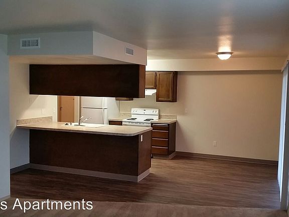 5th image of 3400 W 1st Pl APT 7