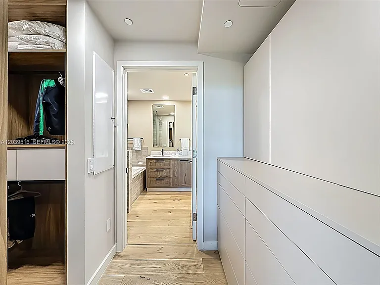 350 Ocean Dr #305N — Photo 23