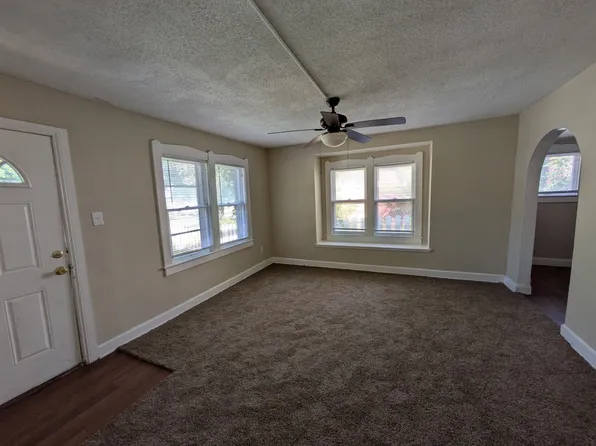 1017 S Liberty St, Independence, MO 64050