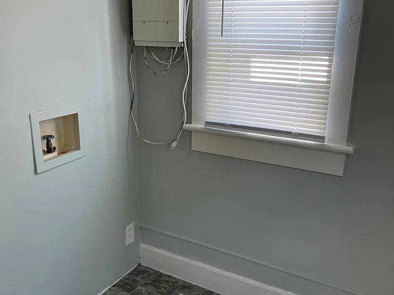 1312 Park Ave #1 — Photo 11