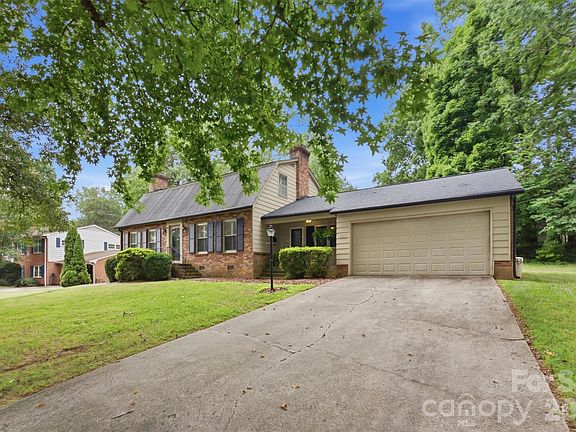 2nd image of 317 Rosemary Ln