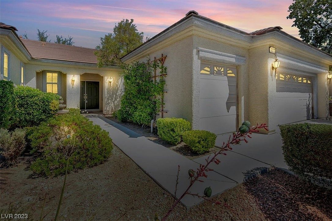 1833 Tarrant City St