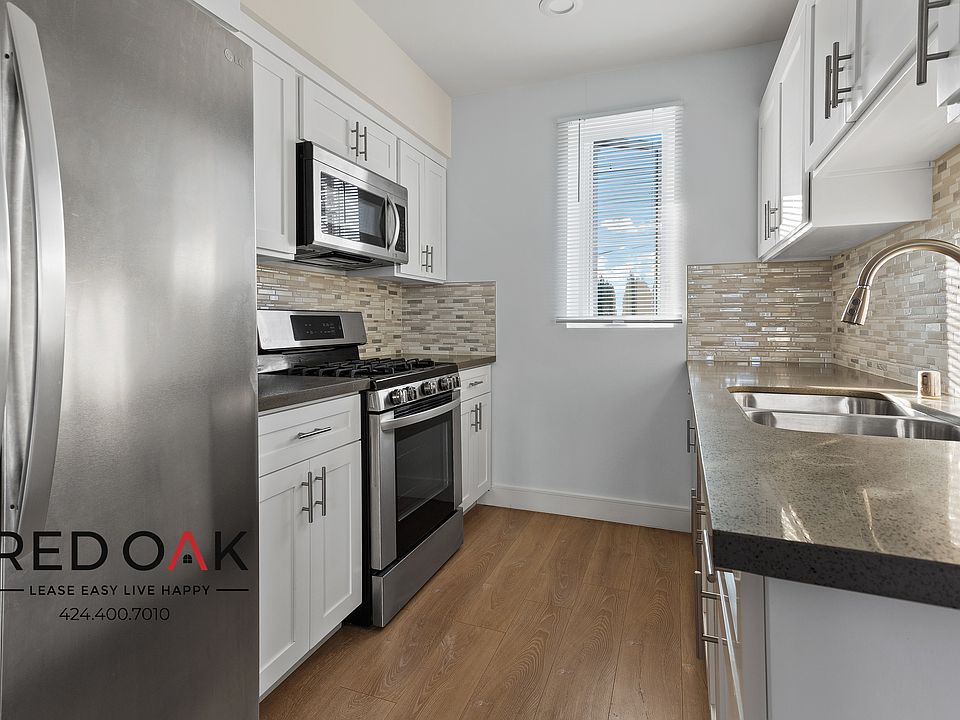 1st image of 637 N Harvard Blvd #1/2