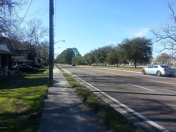 5th image of 0 COMMONWEALTH Avenue