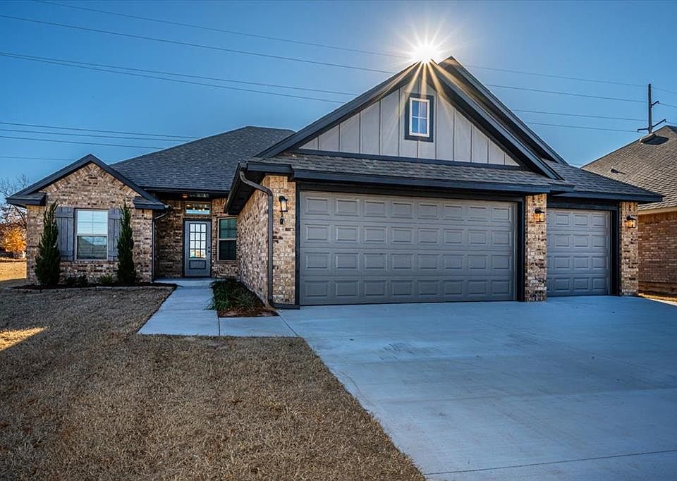 1st image of 712 Black Mesa Ct