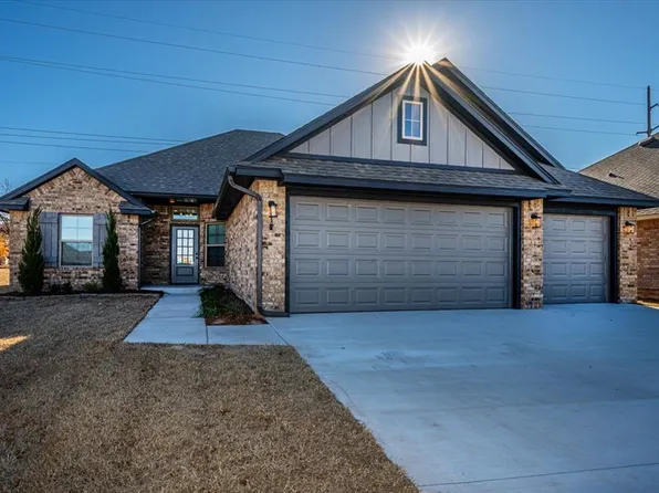 712 Black Mesa Ct, Yukon, OK 73099