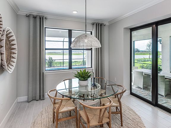 Cafe area right off the kitchen