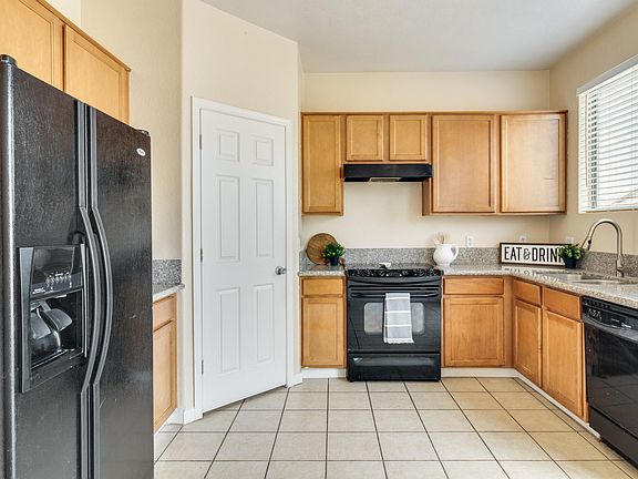 3rd image of 6623 S 17th Ave