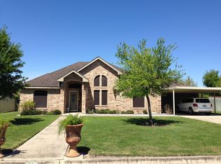 717 Magnolia Ave, La Feria, TX 78559
