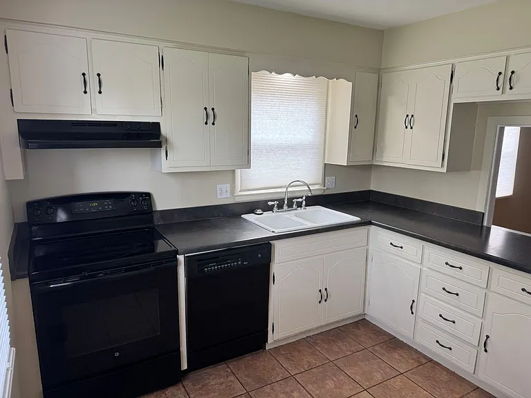 4763-4765 Nugent Dr — Photo 3