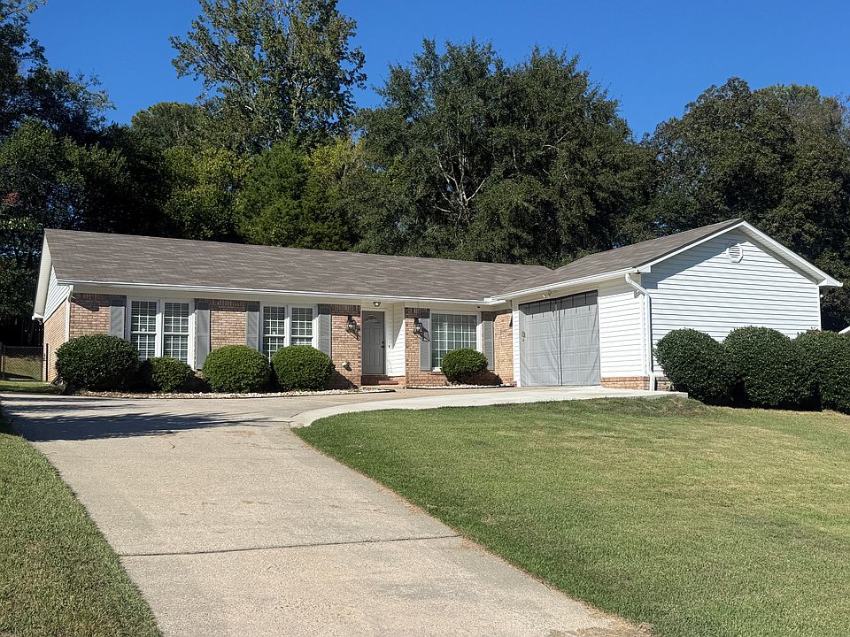 1st image of 3823 Chris Dr