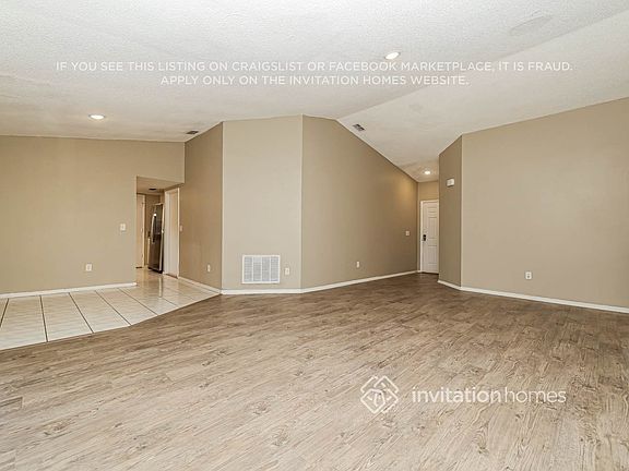 4th image of 1517 Kestrel Way