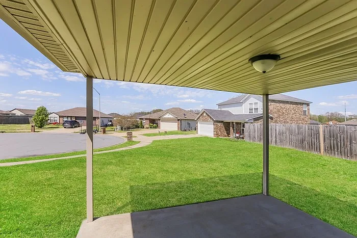 12805 Bell Flower Dr — Photo 10