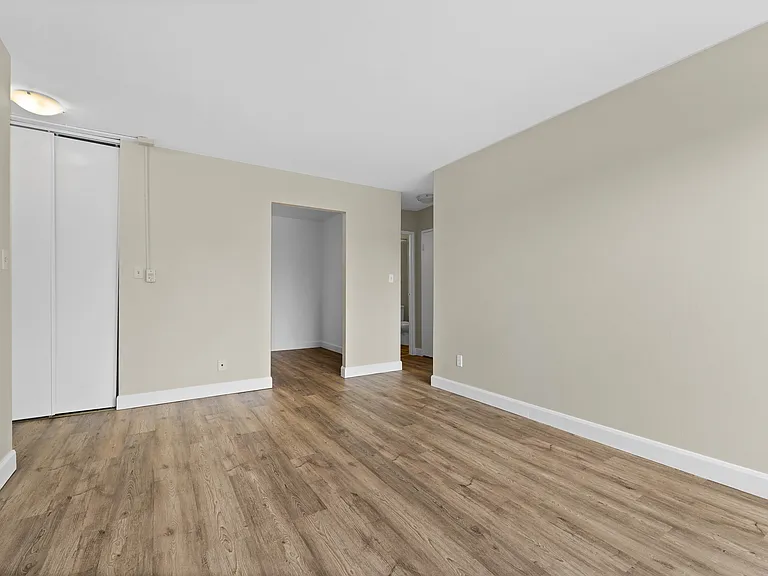 5407 Empress St — Photo 10
