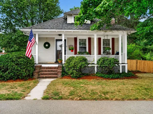 362 Mount Vernon St, Dedham, MA 02026