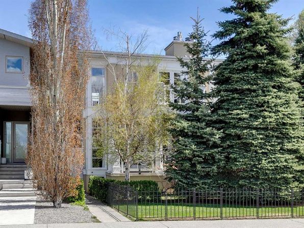 4012 W 1a St SW, Calgary, AB T2S 1R7