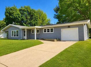 223 E Wisconsin Ave, Monticello, WI 53570