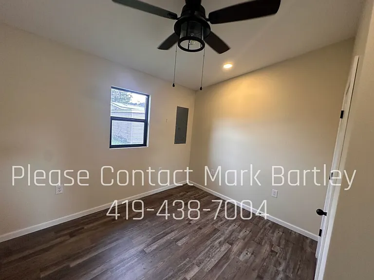330 Davis St — Photo 9
