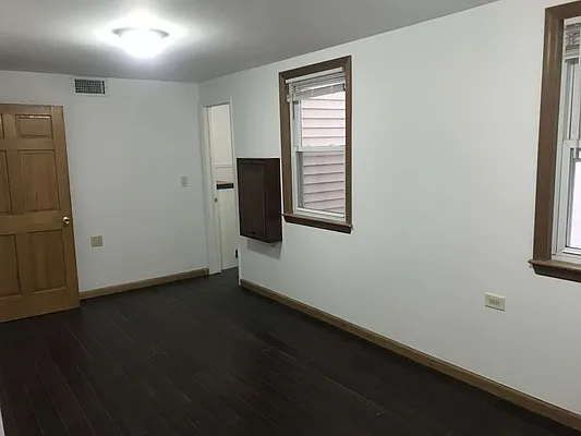 Rented by Owner | media 9