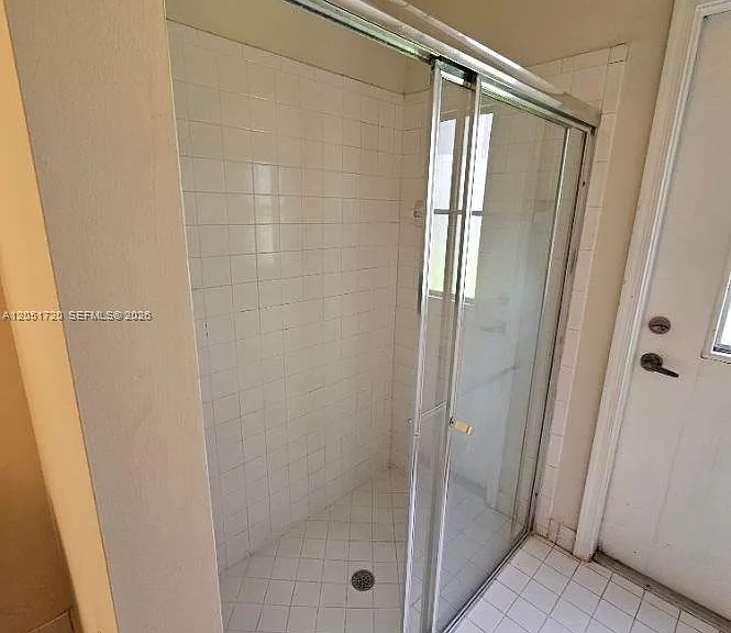7558 Prescott Ln — Photo 10