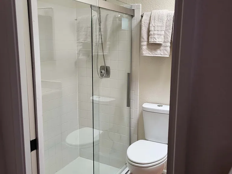 4364 E Old Mill Rd — Photo 17