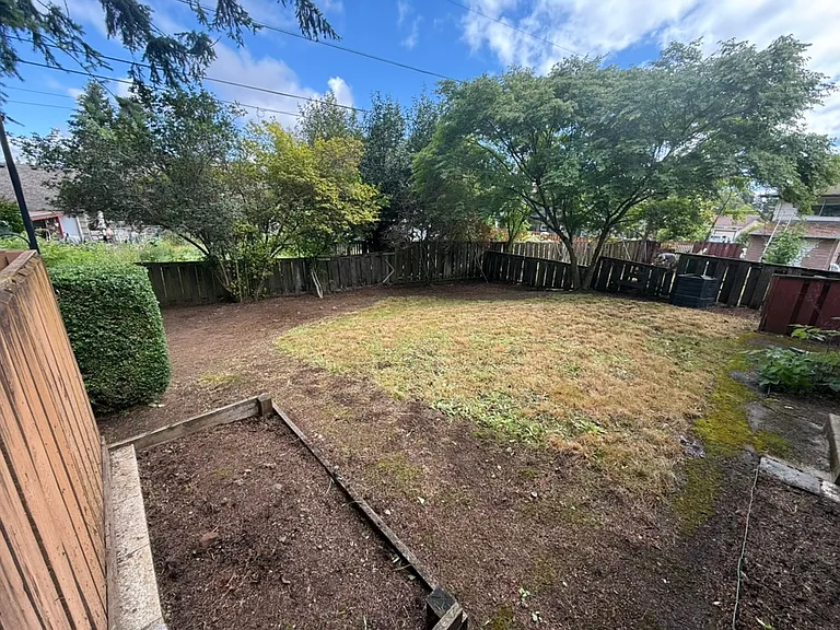 12913 SE Taylor Ct — Photo 18