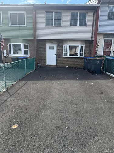 126 Roosevelt Dr Photo 1