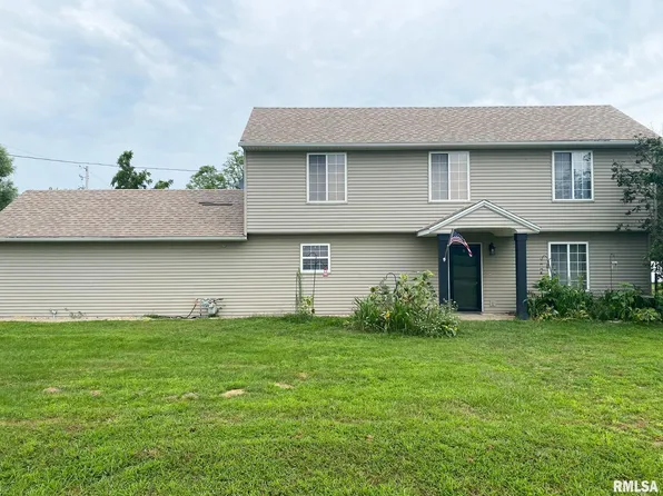 212 Pearl St, Kappa, IL 61738