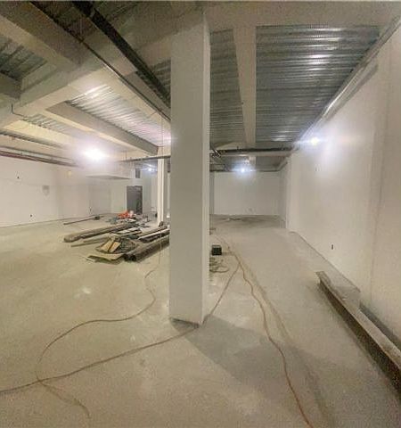 2nd image of 2068 E 14th St Floor Basement