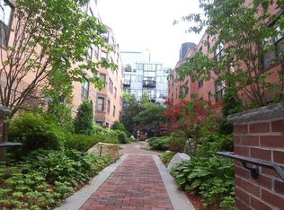 30 Garrison St APT 204, Boston, MA 02116