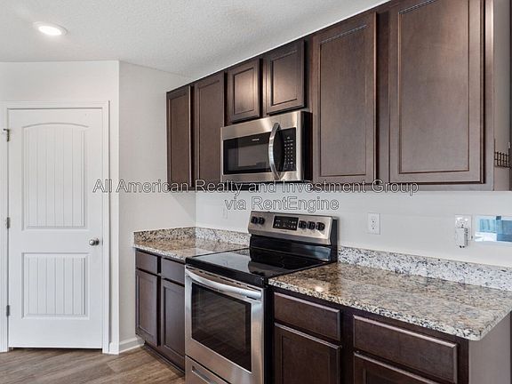 5th image of 921 Merganser Way