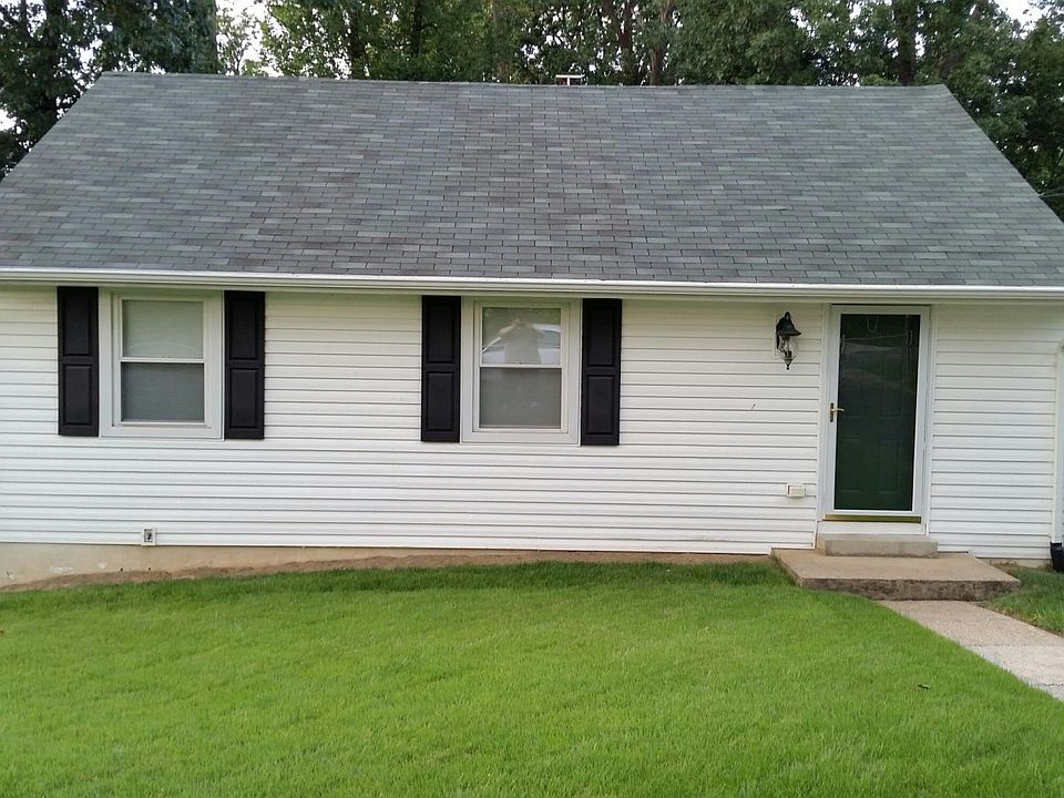 1st image of 2005 Edgar Ct