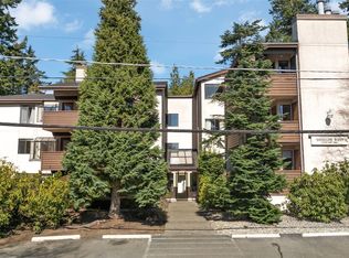 2020 NW 195th St APT 202, Shoreline, WA 98177