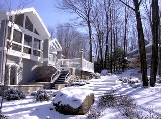 68 Old Quarry Rd, Woodbridge, CT 06525