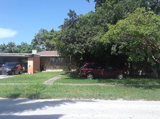 19221 NE 22nd Ave, Miami, FL 33180