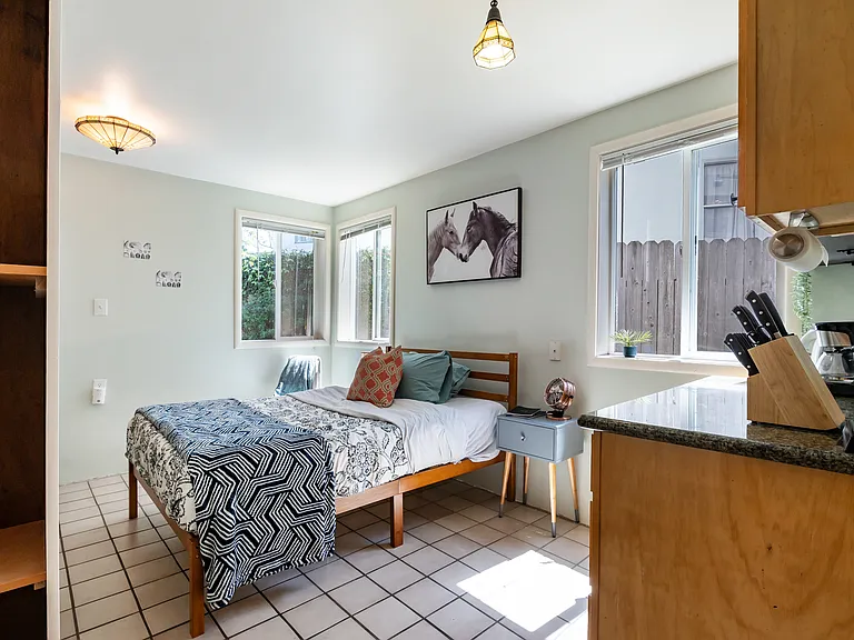 1325 Sacramento St #2 — Photo 16