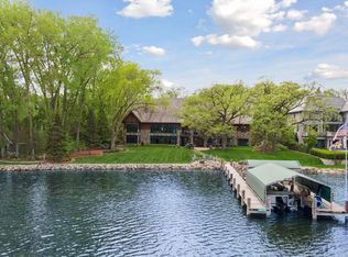 6941 Beach Rd, Eden Prairie, MN 55344