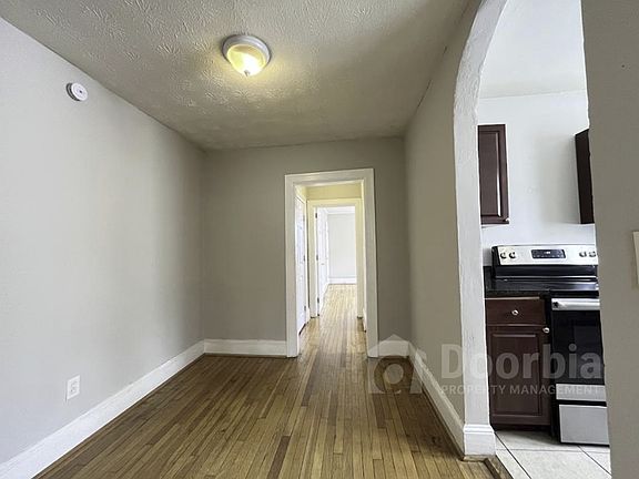 5th image of 2929 Post St APT 3