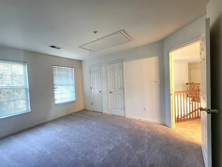 406 Clairborne St — Photo 30