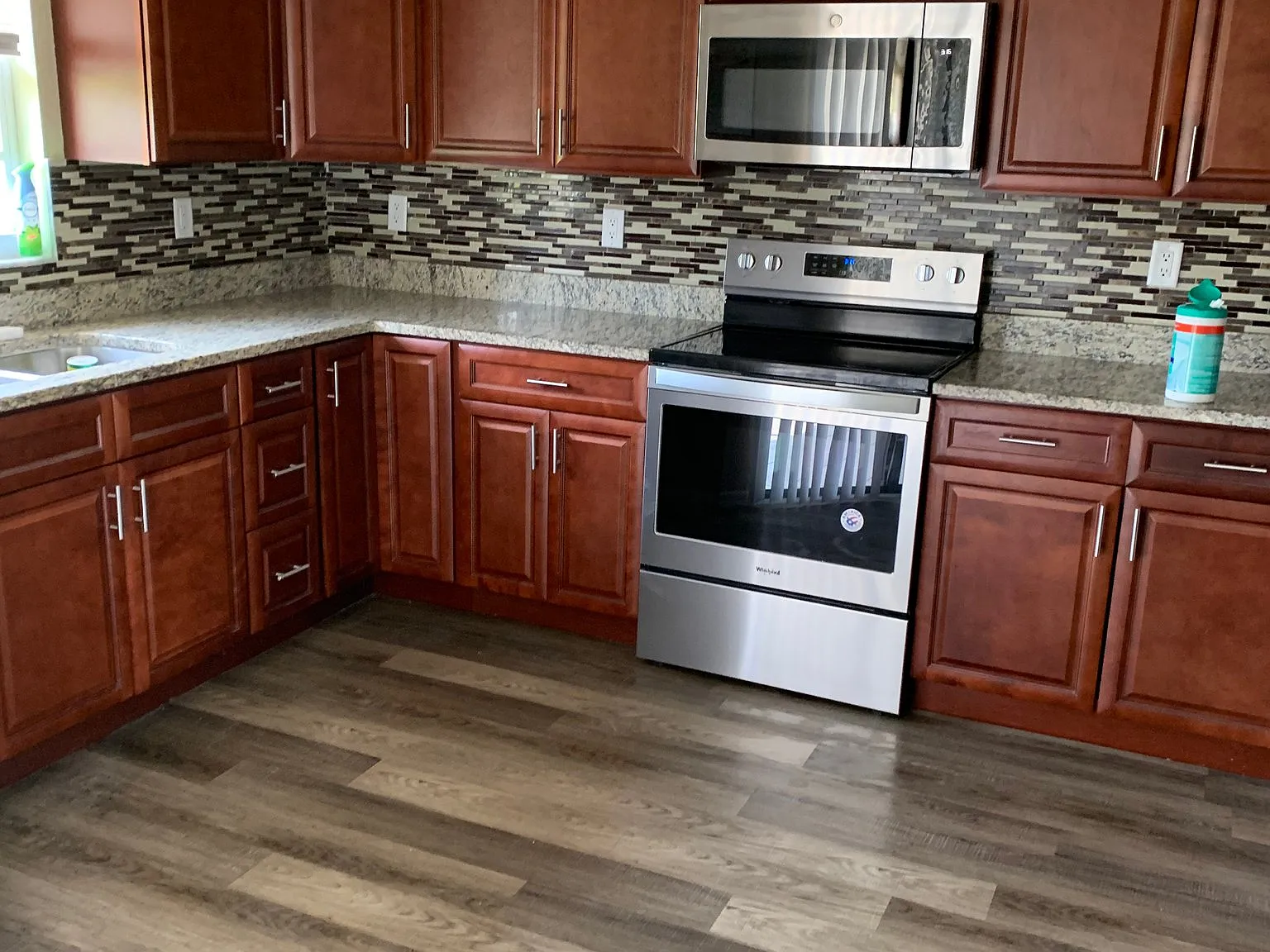 Charming Single Unit Home in Punta Gorda | $1600/mo | Available 10/1/2026 — Photo 2
