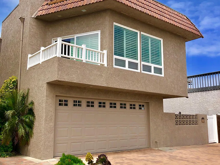 5241 Wavecrest Way — Photo 1