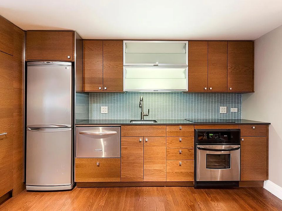 1st image of 150 Dean St #1