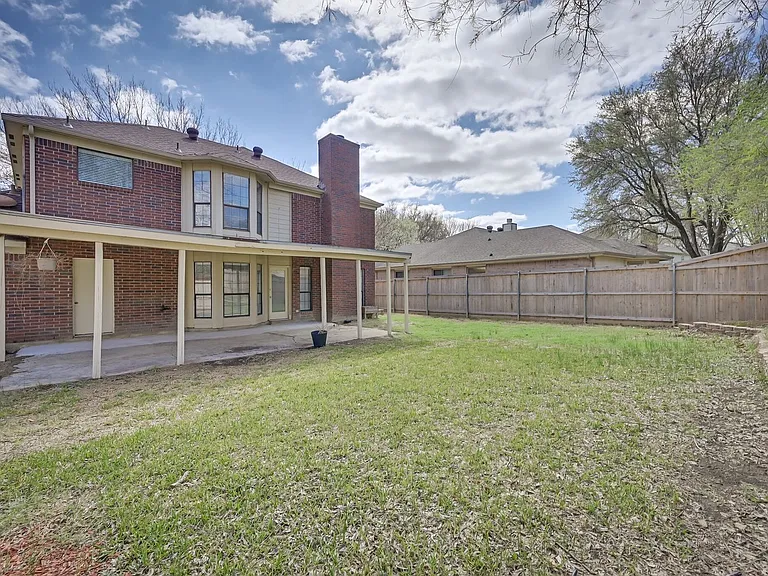 1521 Stratford Dr — Photo 39