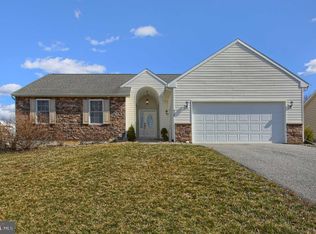 435 Meeting House Spring Rd, Carlisle, PA 17013